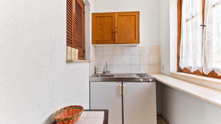 Image No.39-8 Bed Hotel for sale