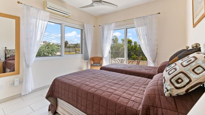 Image No.10-3 Bed Villa for sale