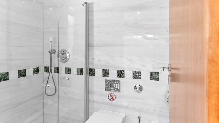 Image No.29-3 Bed Villa for sale