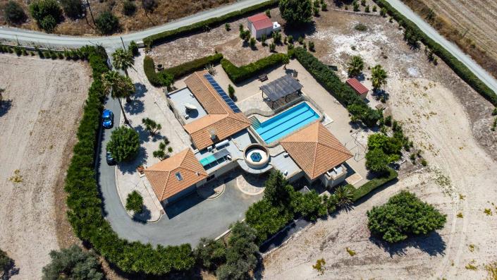 Image No.5-Villa / Détaché de 6 chambres à vendre à Skarinou