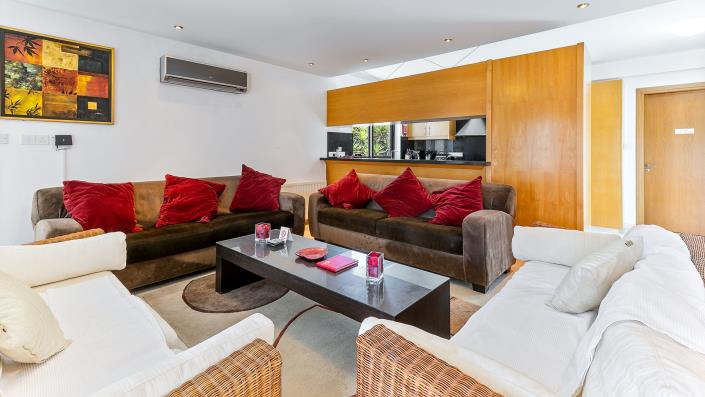 Image No.33-Villa / Détaché de 6 chambres à vendre à Skarinou