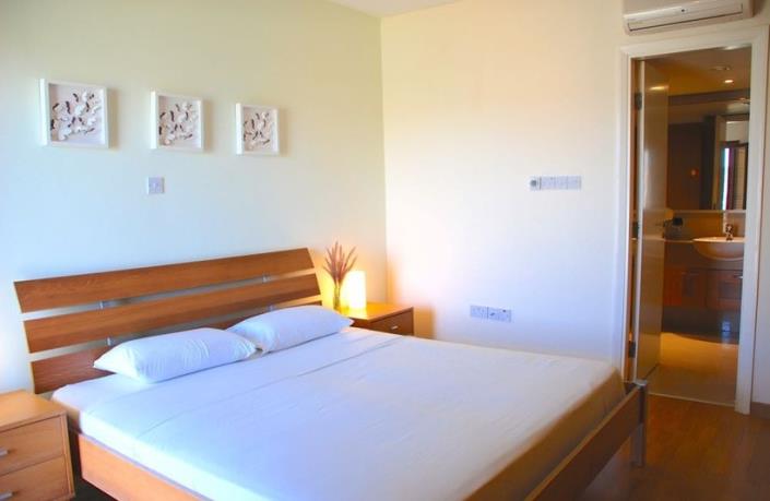 Image No.9-2 Bed Villa for sale