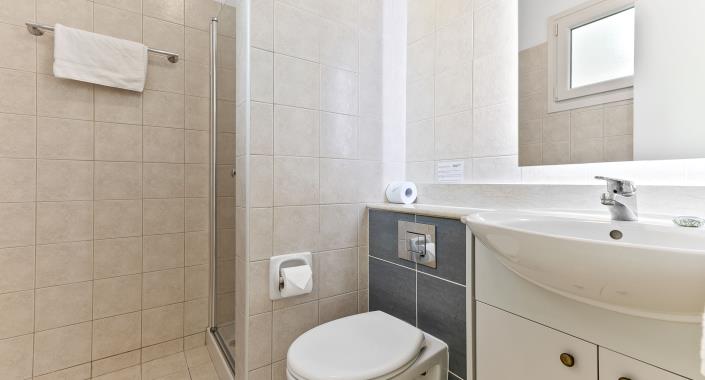 Image No.10-3 Bed Townhouse for sale