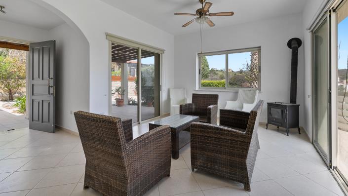 Image No.10-2 Bed Bungalow for sale