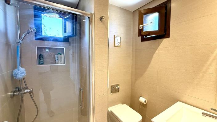 Image No.12-2 Bed Apartment for sale