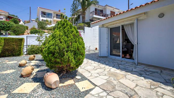 Image No.3-Bungalow de 2 chambres à vendre à Pissouri Bay