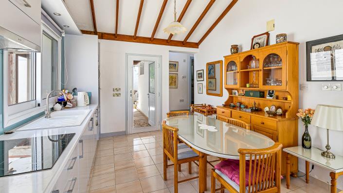 Image No.6-Bungalow de 2 chambres à vendre à Pissouri Bay