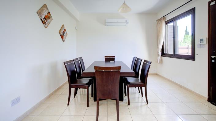 Image No.24-Villa / Détaché de 4 chambres à vendre à Kouklia