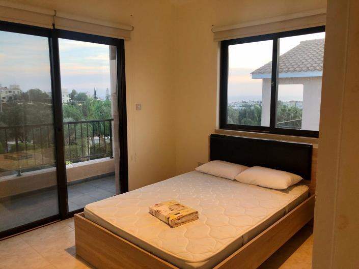 Image No.12-3 Bed Villa / Detached for sale