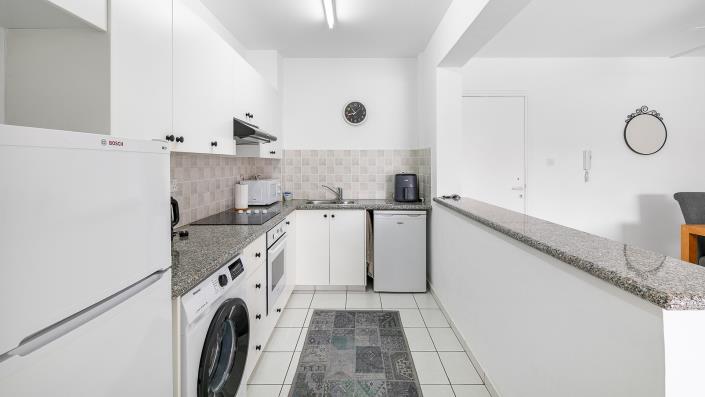 Image No.10-2 Bed Apartment for sale