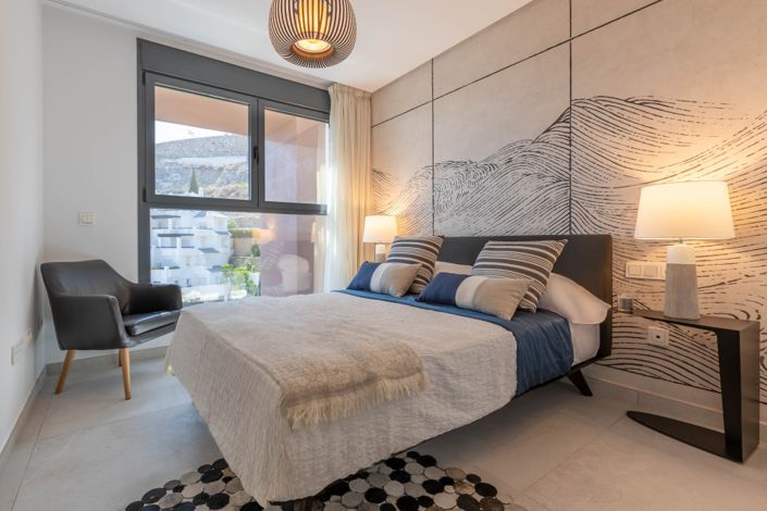 Image No.19-3 Bed Property for sale