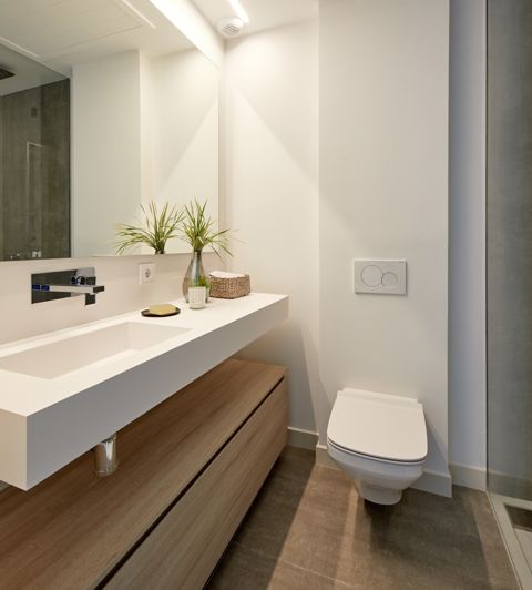 Image No.10-3 Bed Townhouse for sale