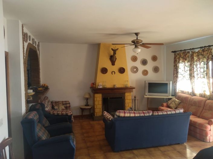 Image No.2-3 Bed Villa for sale