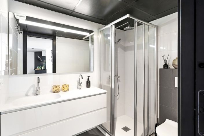 Image No.16-2 Bed Apartment for sale