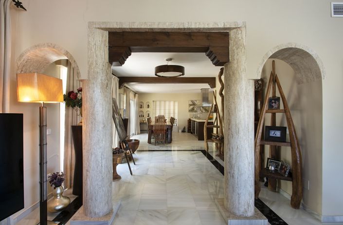 Image No.7-5 Bed Villa for sale