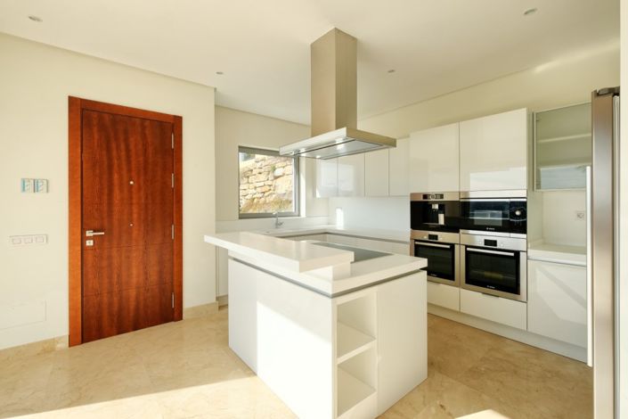 Image No.4-4 Bed Villa for sale