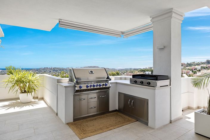 Image No.14-7 Bed Apartment for sale