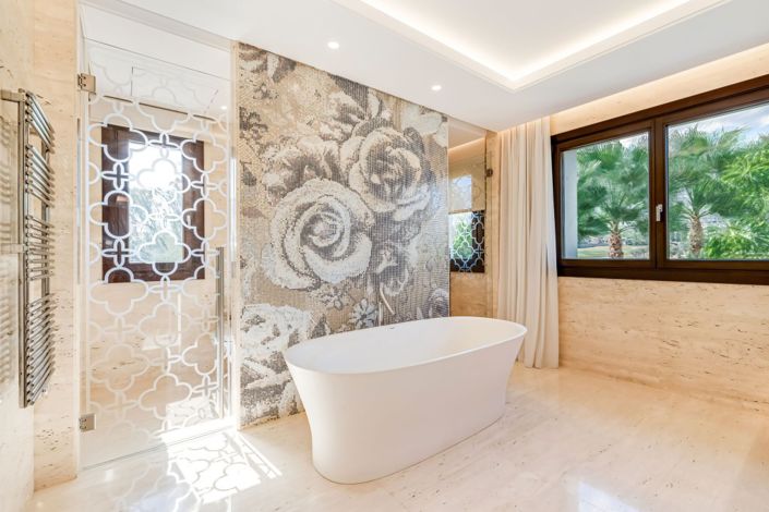 Image No.7-5 Bed Villa for sale