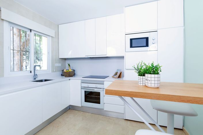 Image No.10-2 Bed Townhouse for sale