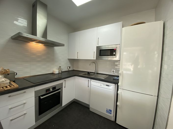 Image No.13-3 Bed Apartment for sale