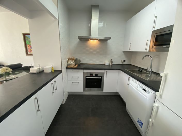 Image No.4-3 Bed Apartment for sale