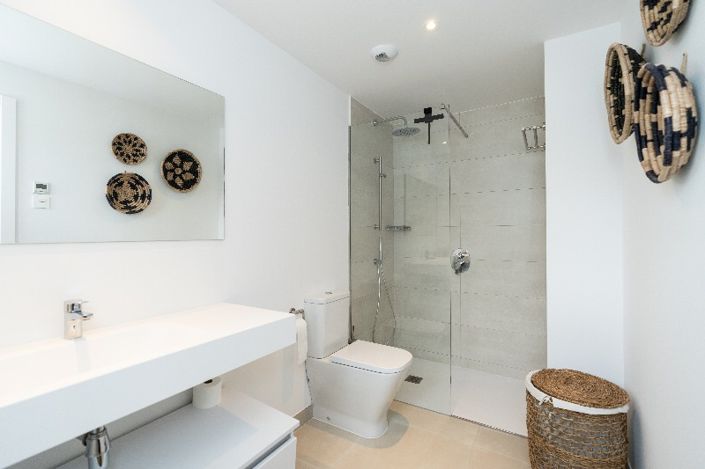 Image No.10-2 Bed Apartment for sale