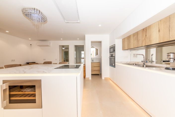 Image No.2-Maison de ville de 2 chambres à vendre à Marbella