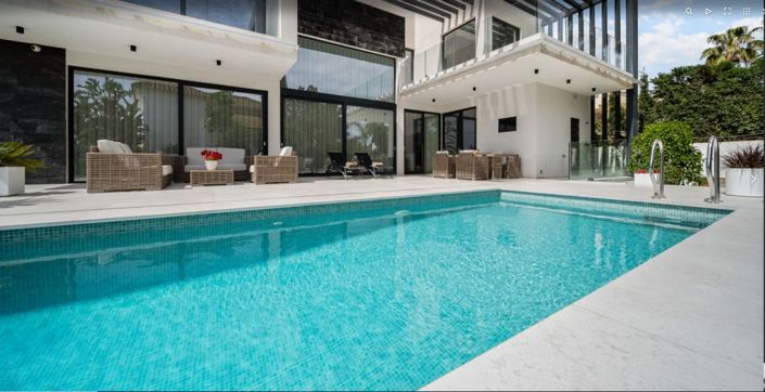 Image No.11-4 Bed Villa for sale