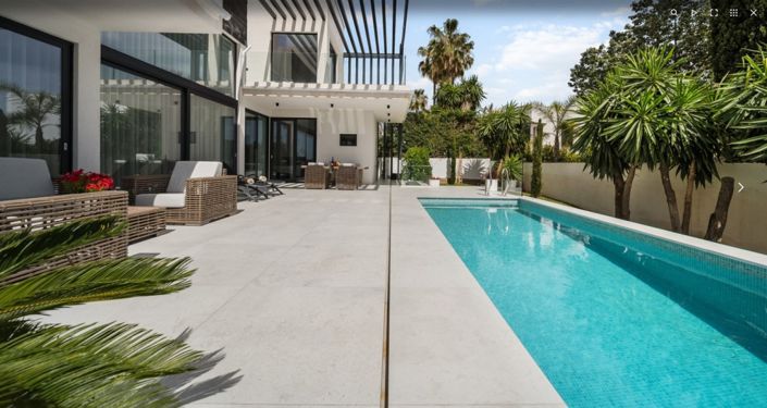 Image No.12-4 Bed Villa for sale