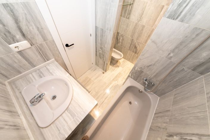 Image No.9-3 Bed Apartment for sale