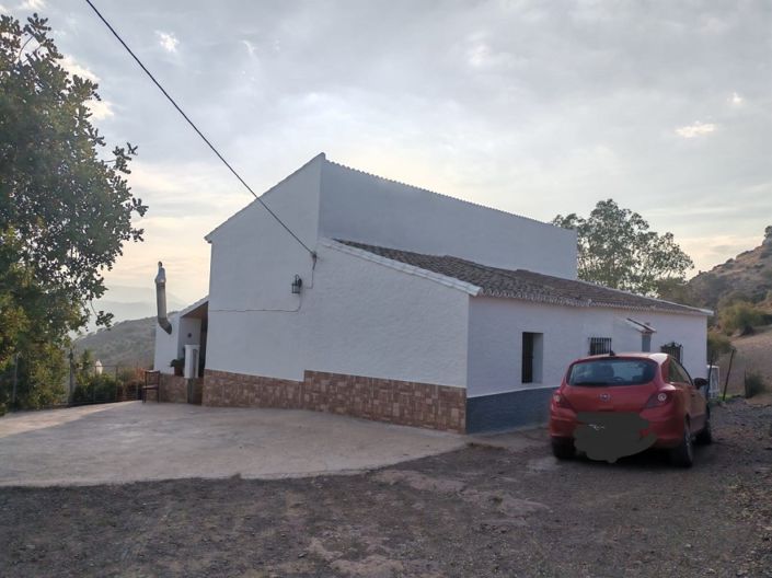 Image No.2-5 Bed Villa for sale