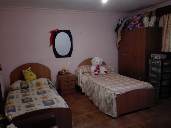 Image No.4-5 Bed Villa for sale