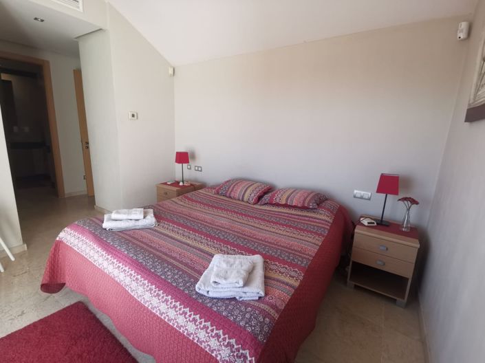 Image No.16-3 Bed Property for sale