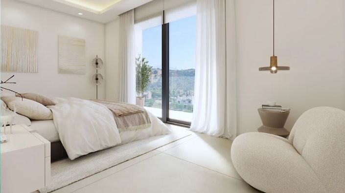 Image No.2-4 Bed Townhouse for sale