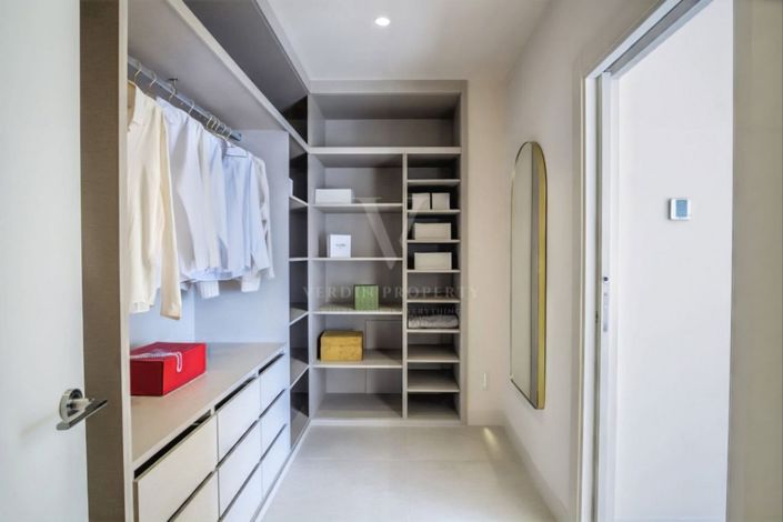 Image No.14-4 Bed Villa for sale