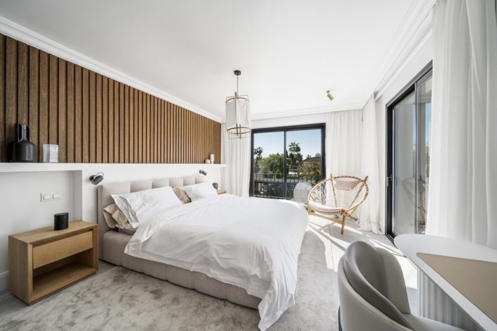 Image No.5-6 Bed Villa for sale