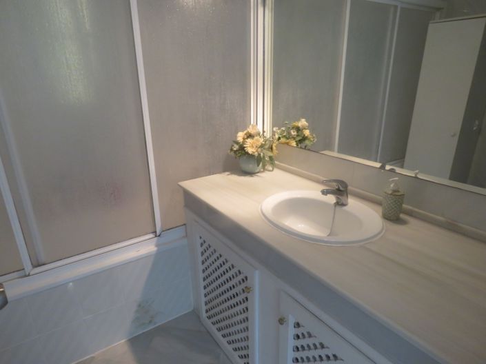 Image No.11-Appartement de 2 chambres à vendre à Calahonda