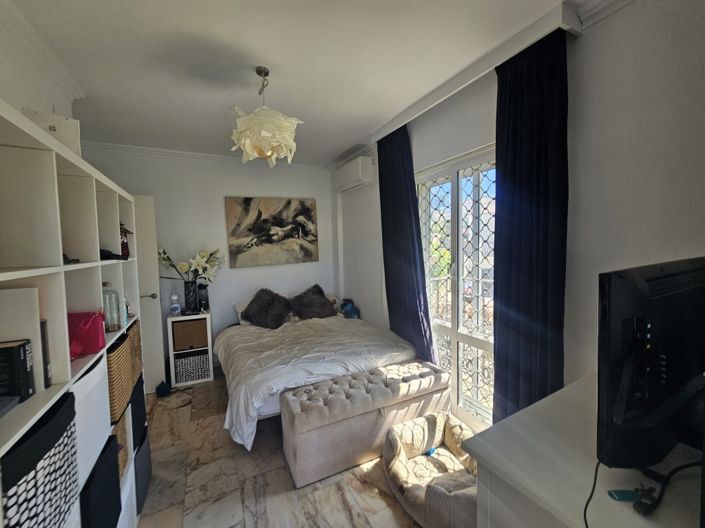 Image No.8-Villa de 4 chambres à vendre à Mijas Costa