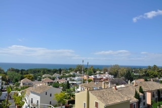 Image No.3-3 Bed Property for sale