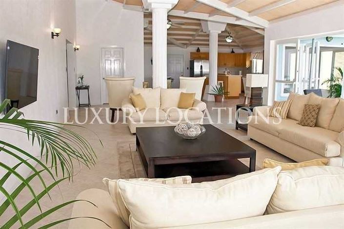 Image No.2-4 Bed Property for sale