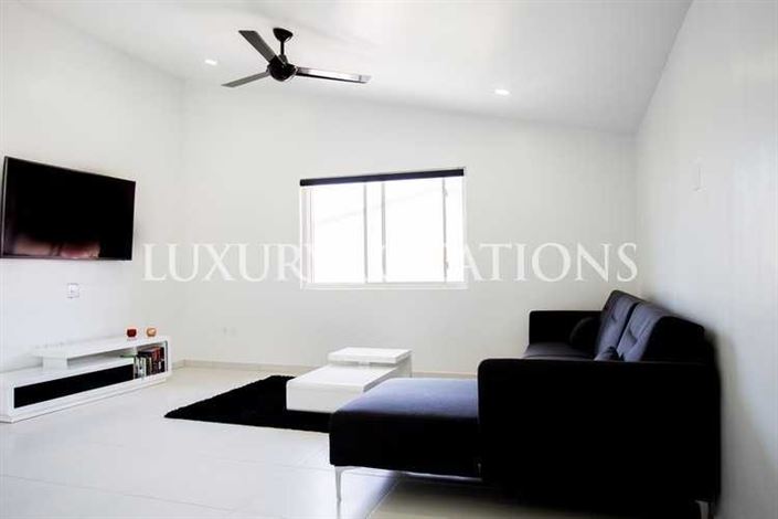 Image No.12-3 Bed Villa for sale