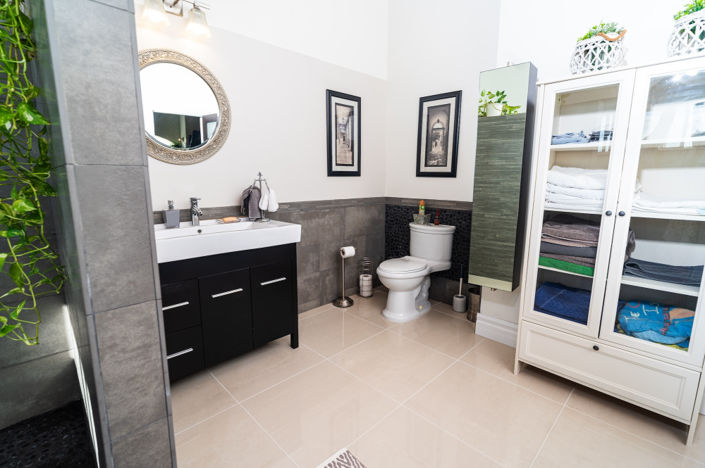 Image No.21-3 Bed Property for sale