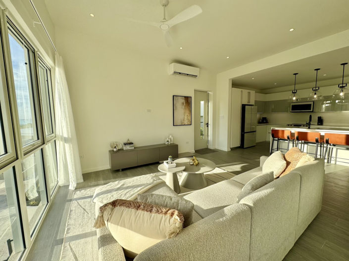 Image No.12-2 Bed Property for sale