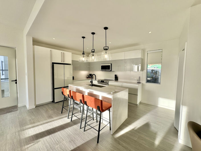 Image No.6-2 Bed Property for sale