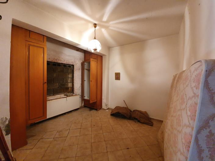 Image No.7-Commercial de 5 chambres à vendre à Sissi