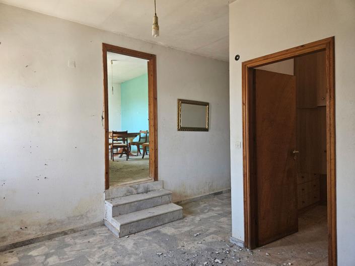 Image No.10-3 Bed Apartment for sale