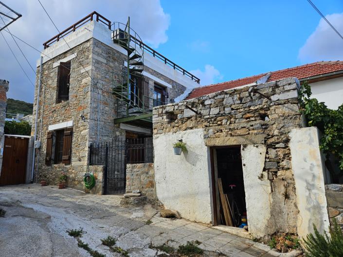 Image No.2-Maison de village de 2 chambres à vendre à Neapoli