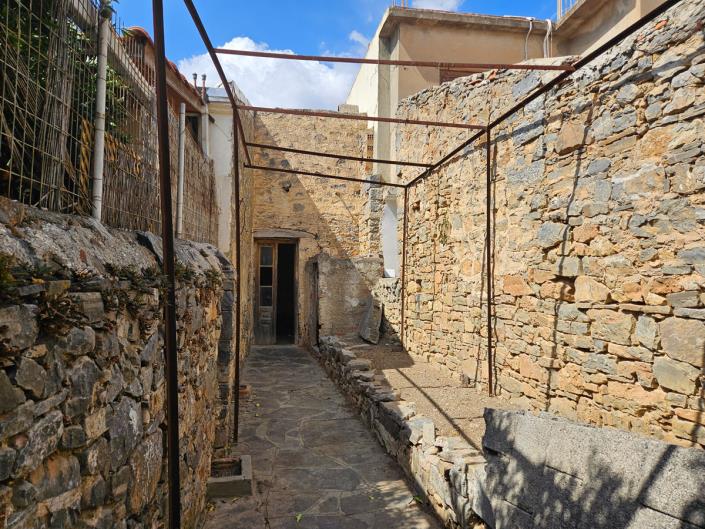 Image No.17-Maison de village à vendre à Neapoli