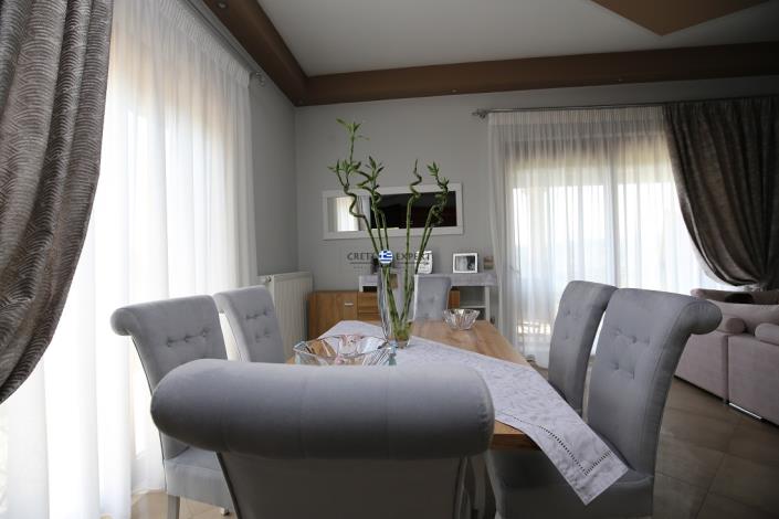 Image No.10-3 Bed Villa for sale