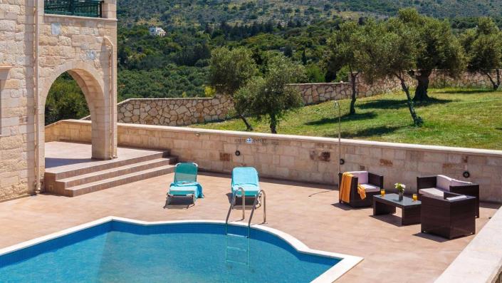 Image No.15-Villa de 4 chambres à vendre à Almyrida